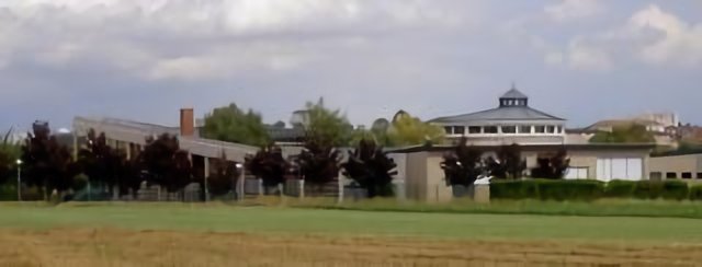 Collège Louis Grignon - Vue de la RD 933