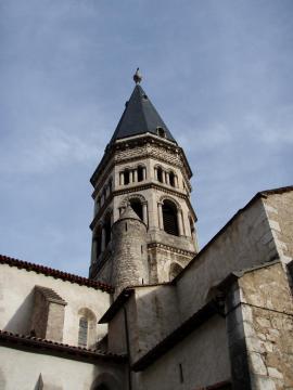 Clocher de l'abbatiale Saint-Michel de Nantua. Nantua, Ain, France.