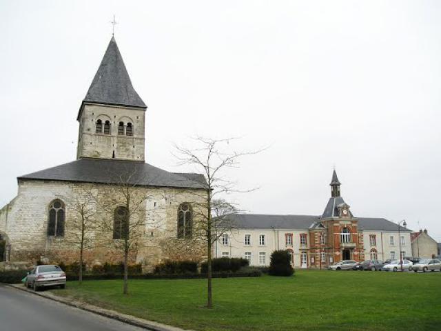Église Saint-Rémy,Mairie de Bazancourt