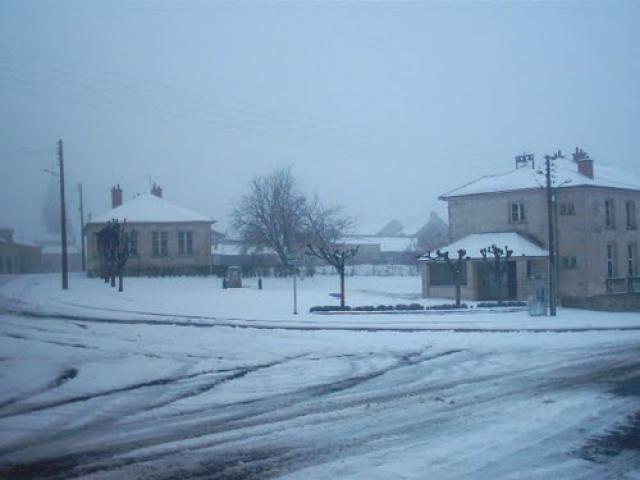 Place de la mairie en hiver