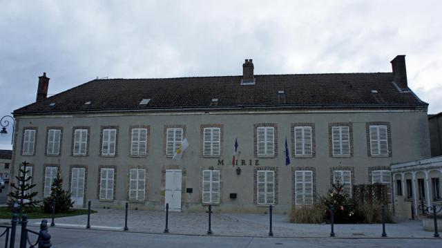 La mairie à Mareuil.