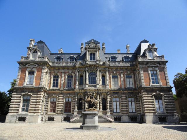 Façade Sud du Château Perrier à Épernay