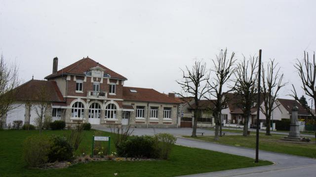 Mairie de Prones .