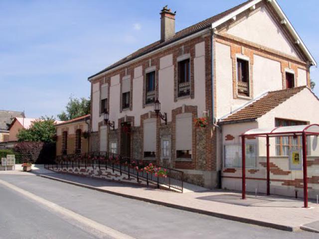 St-Hilaire-au-Temple : la mairie