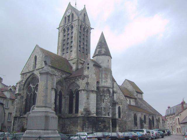 Église Saint-Hippolyte (XIe et XIIe siècles) de Dormans.