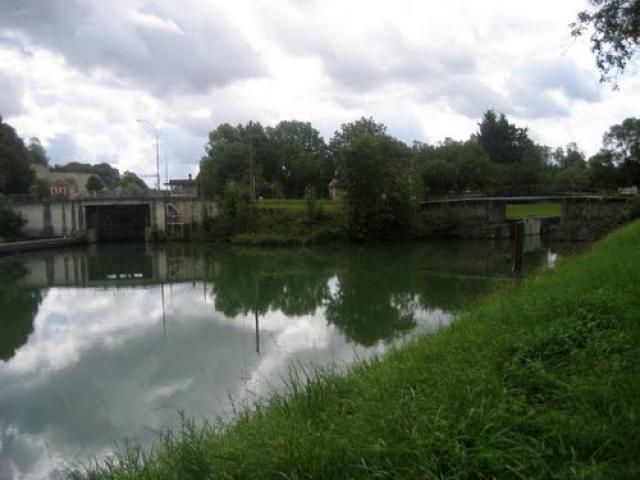 Canal latéral à la Marne, Vitry-le-François