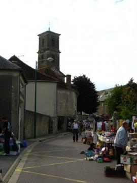 Rue Jules Ferry et vue de L'église