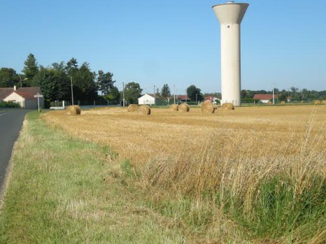 LARZICOURT - le château d'eau