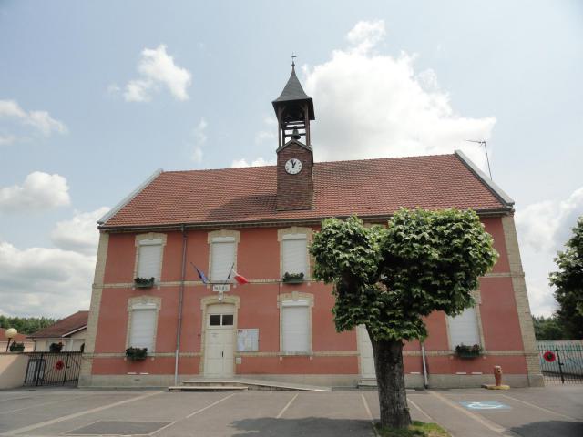 La mairie de Blacy.