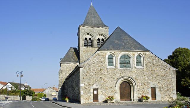 Église de Berru, portail ouest.