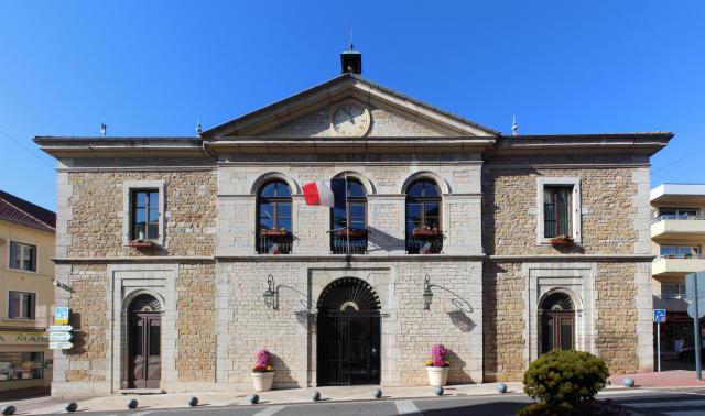 Hôtel de ville de Lagnieu.