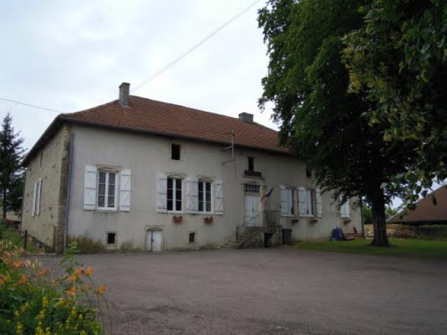 Mairie et salle des fêtes