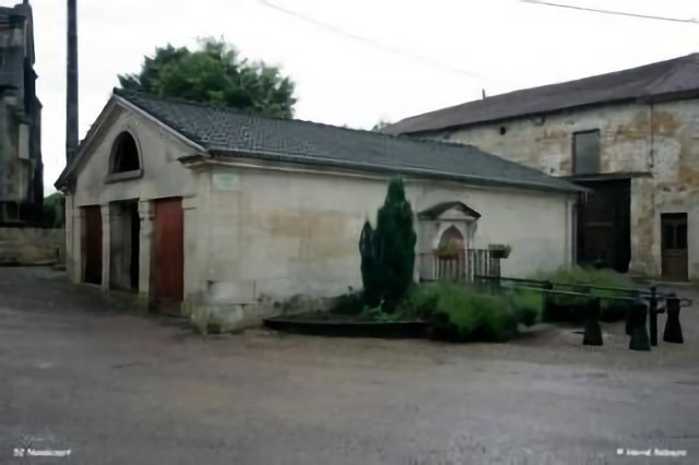 Lavoir de Nomécourt (52)