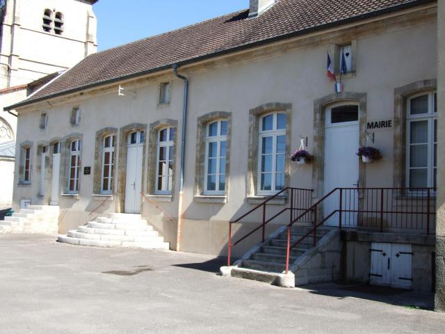 Mairie et salle Chyrol