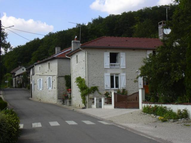 Maisons de Rizaucourt-Buchey (Haute-Marne, Champagne-Ardenne, France).