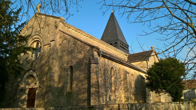 Nomécourt, église