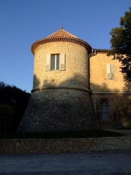 Cet édifice est inscrit au titre des Monuments historiques. Il est répertorié dans la base Mérimée, base de données sur le patrimoine…
