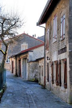 Chevillon, ses petits rues pavées