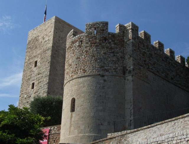 Cet édifice est classé au titre des Monuments historiques. Il est répertorié dans la base Mérimée, base de données sur le patrimoine…