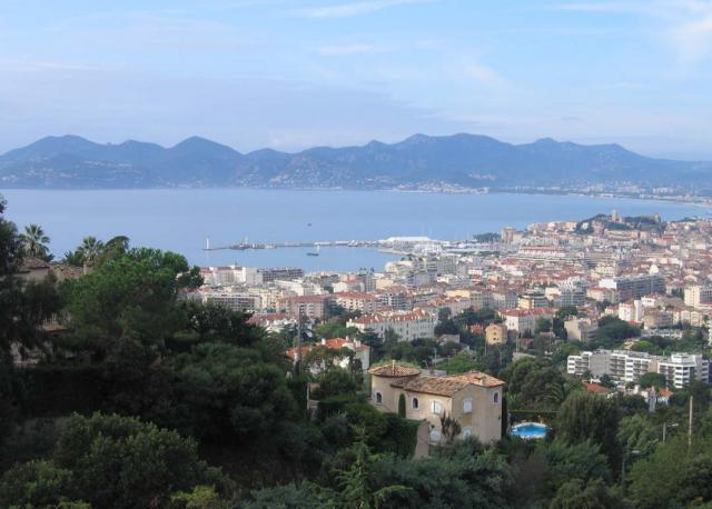 Cannes et la Massif de l'Estérel