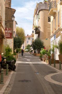 Le Cannet - rue Saint Sauveur