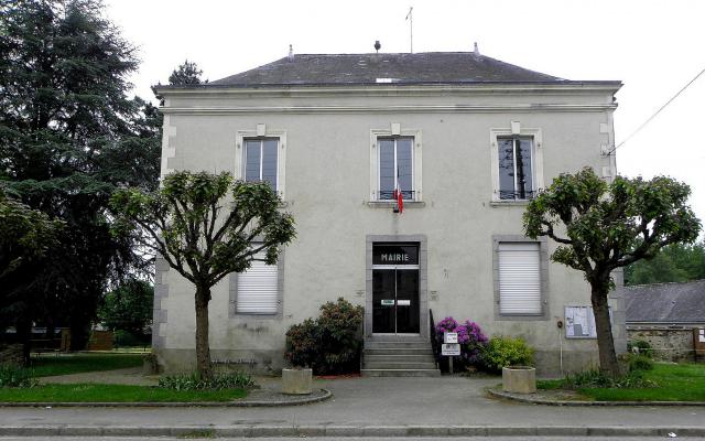 Mairie de Montjean (53).