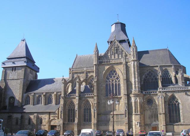 Évron (Pays de la Loire, France). L'abbaye Notre-Dame.