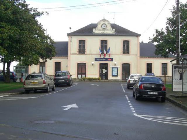 Gare d'ÉVRON