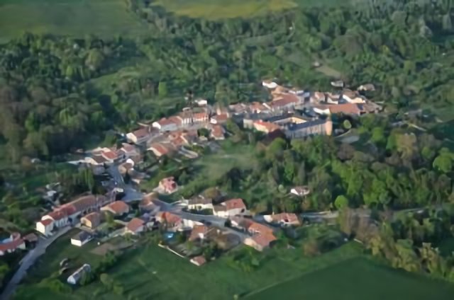 Ville-au-Val