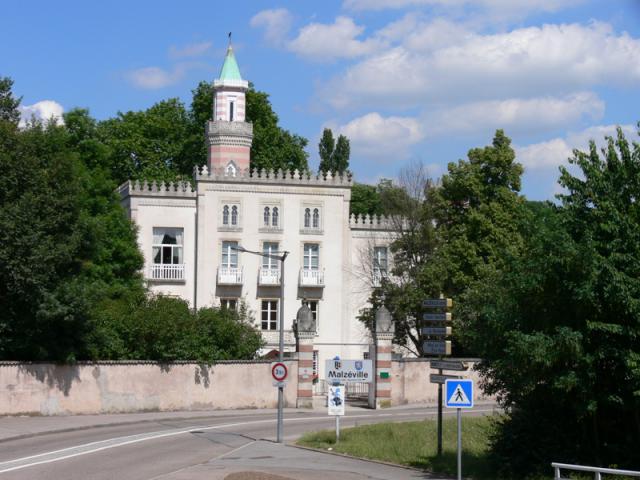 La Douëra, villa de style mozarabe située à Malzéville, dans le Grand Nancy, Lorraine, France