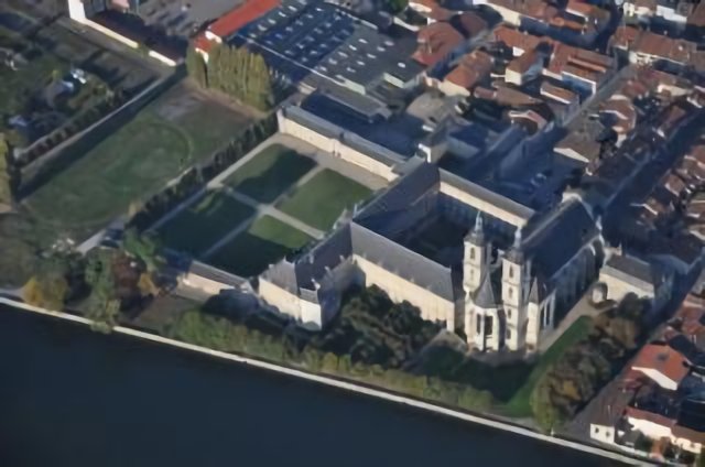 Pont-à-Mousson - Abbaye des Prémontrés (vue aérienne)