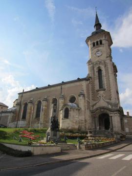 DescriptionEglise Thiaucourt.jpg eglise Thiaucourt Date 30 septembre 2011 Source mon appareil photo Auteur Aimelaime…