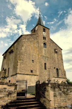 Eglise fortifiée de Saint Rémy, St Pierrevillers, France