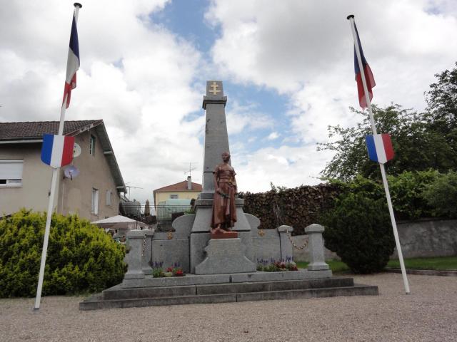 Bertrichamps (M-et-M) monument aux morts