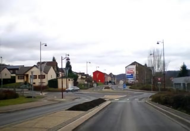 Av.du Luxembourg, Longlaville, France, 25-12-2008.