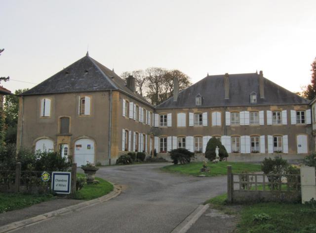 DescriptionChateau Puxe.JPG chateau Puxe Date 24 septembre 2011 Source mon appareil photo Auteur Aimelaime Autorisation(Réutilisation de…
