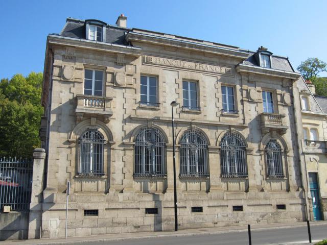 DescriptionBanque de france Briey.jpg banque de france Briey Date 4 janvier 2012 Source mon appareil photo Auteur Aimelaime…