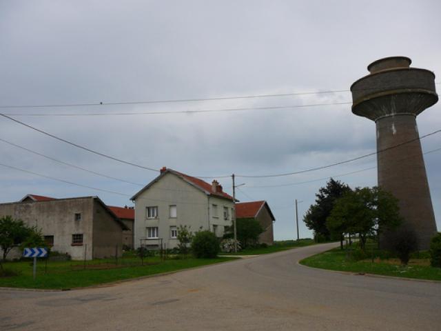 mamey : east entrance