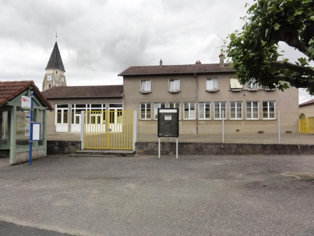 Coincourt (M-et-M) mairie-école