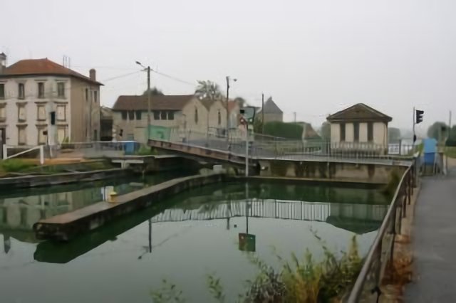 Canal de la Marne au Rhin