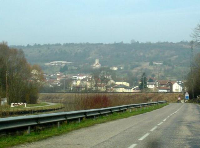 Ecrouves, bord du canal de la Marne au Rhin (Quartier Ste Catherine)
