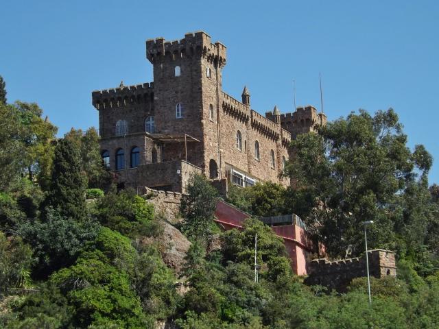 Vue du château d'Agecroft, à Mandelieu-la-Napoule près de Cannes, dans les Alpes-Maritimes.