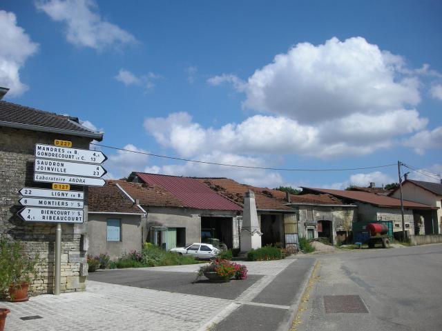 Monument aux morts de Bure (Meuse)