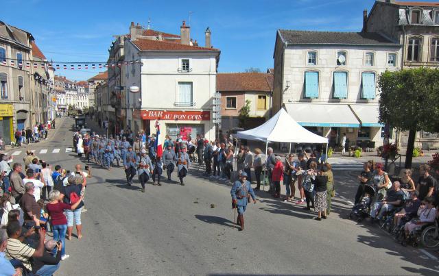 Défilé du centenaire de la libération de St Mihiel - Troupes françaises