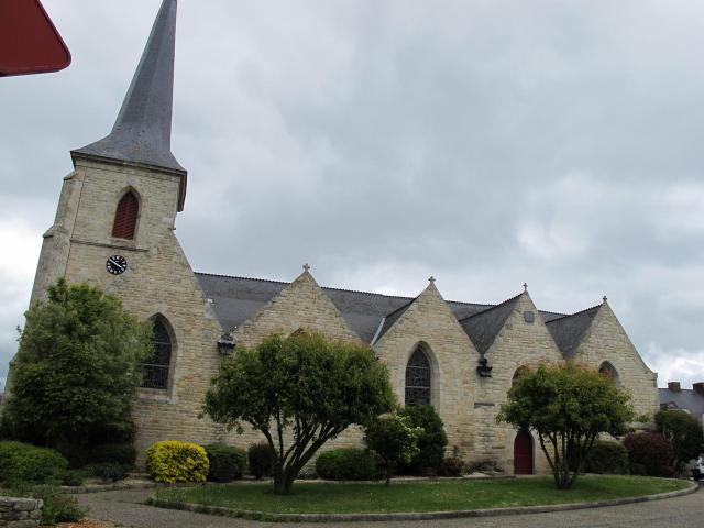 Malansac - église