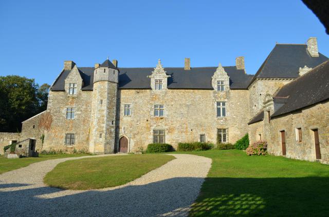 Cet édifice est en partie classé, en partie inscrit au titre des Monuments historiques. Il est répertorié dans la base Mérimée, base de…