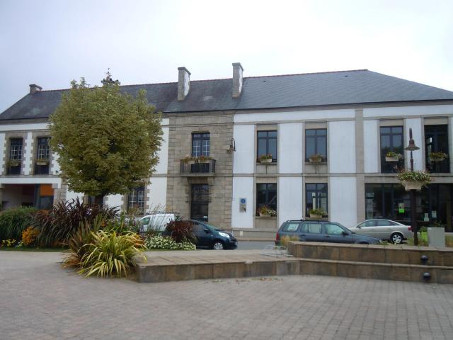 la mairie ( Ti-Ker ) de Cléguérec , département du Morbihan, région Bretagne