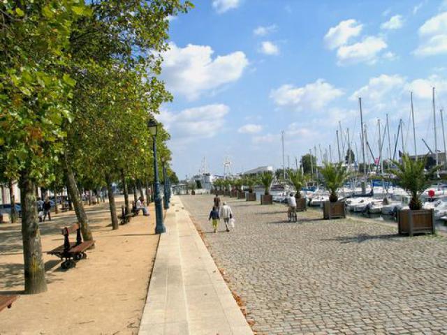 Bretagne-008-Lorient (135°)