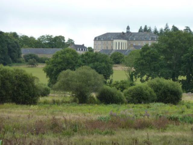 Centre spirituel de La Roche du Theil.
