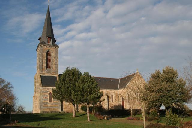 Église Saint-François-de-Sales à Quelneuc.